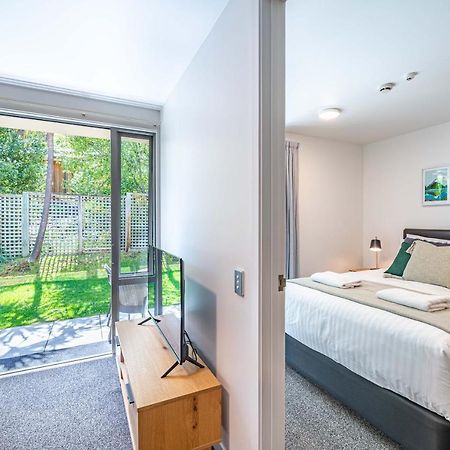 Central Luxury Apartment 108 Wanaka Exteriör bild